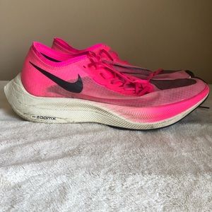 Nike Vaporfly Next %